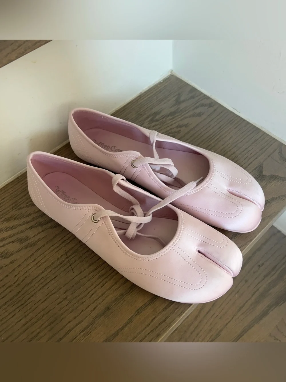 Jeffrey Campbell Saturna Split Toe Mary Jane Flat in Light Pink Satin NWOB